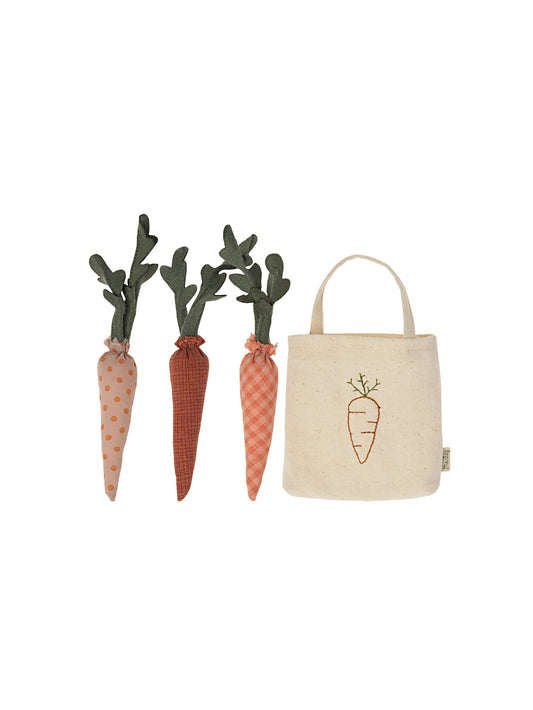 Maileg Carrots in Shopping Bag Weston Table