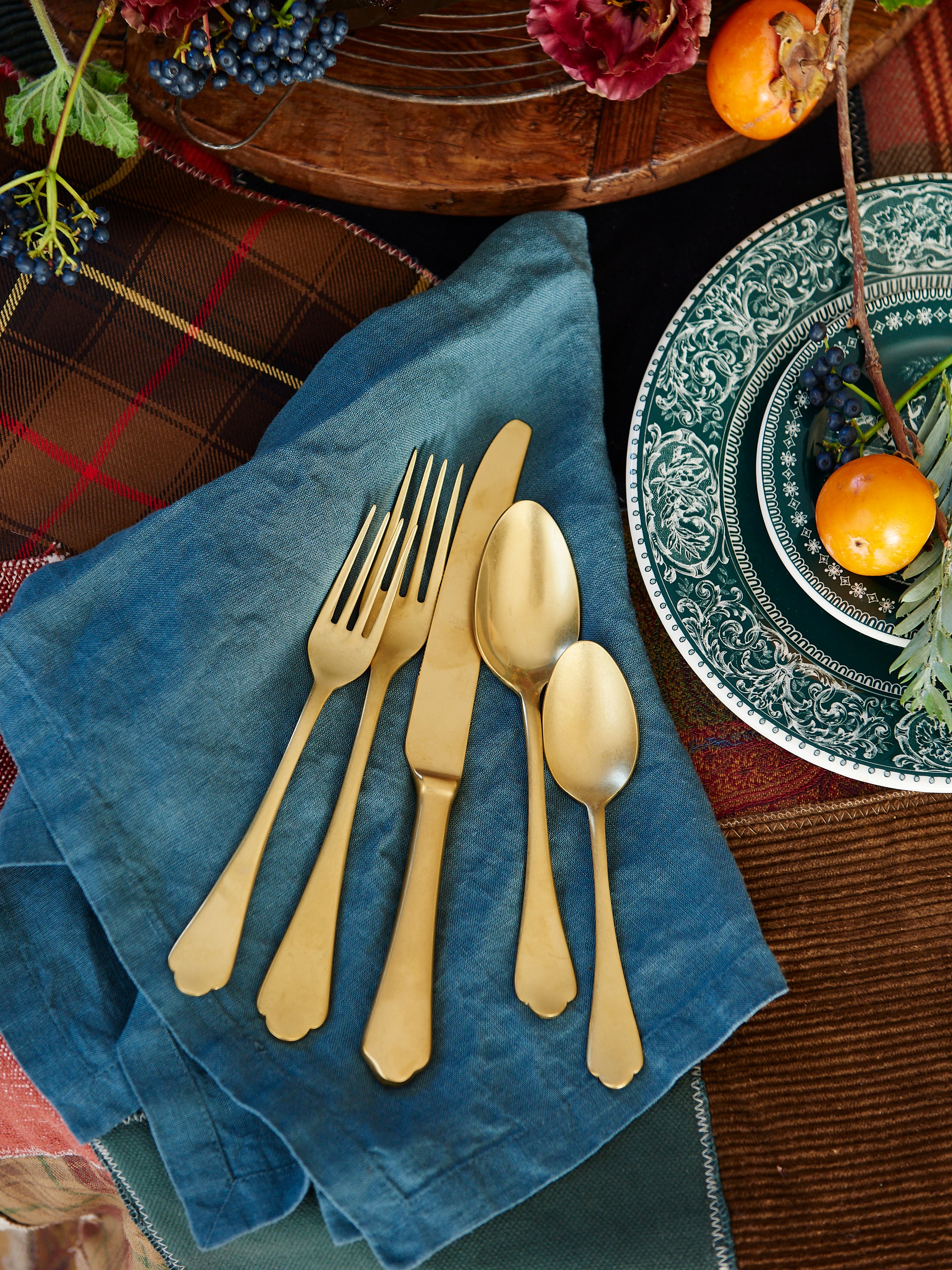 Vintage on sale gold flatware