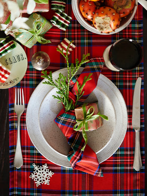  Royal Stewart Tartan Linen Collection Weston Table 