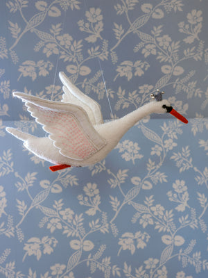  Sew Heart Felt Flying Swan Mobile Weston Table 