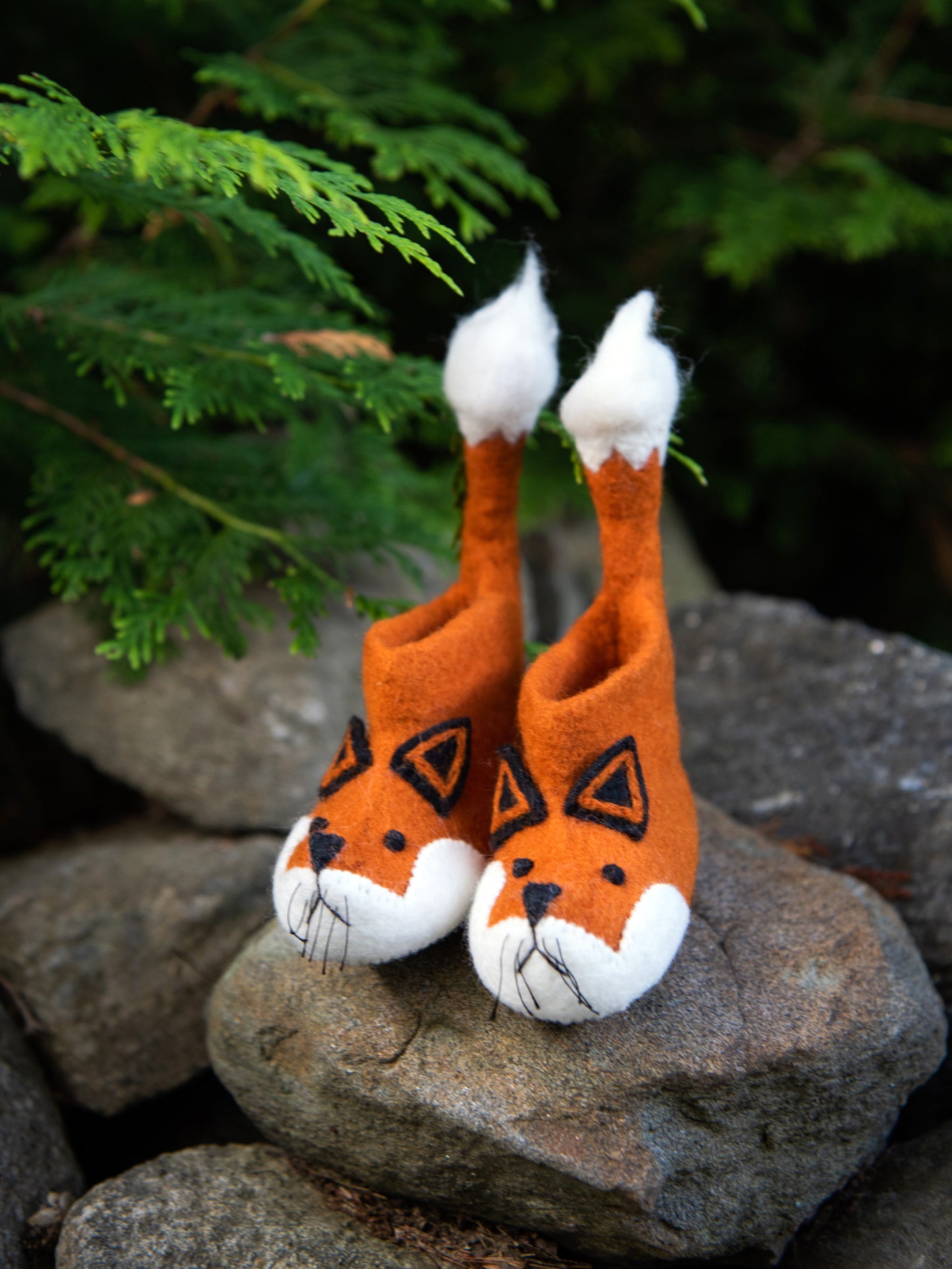 Sew Heart Felt Fox Slippers Weston Table