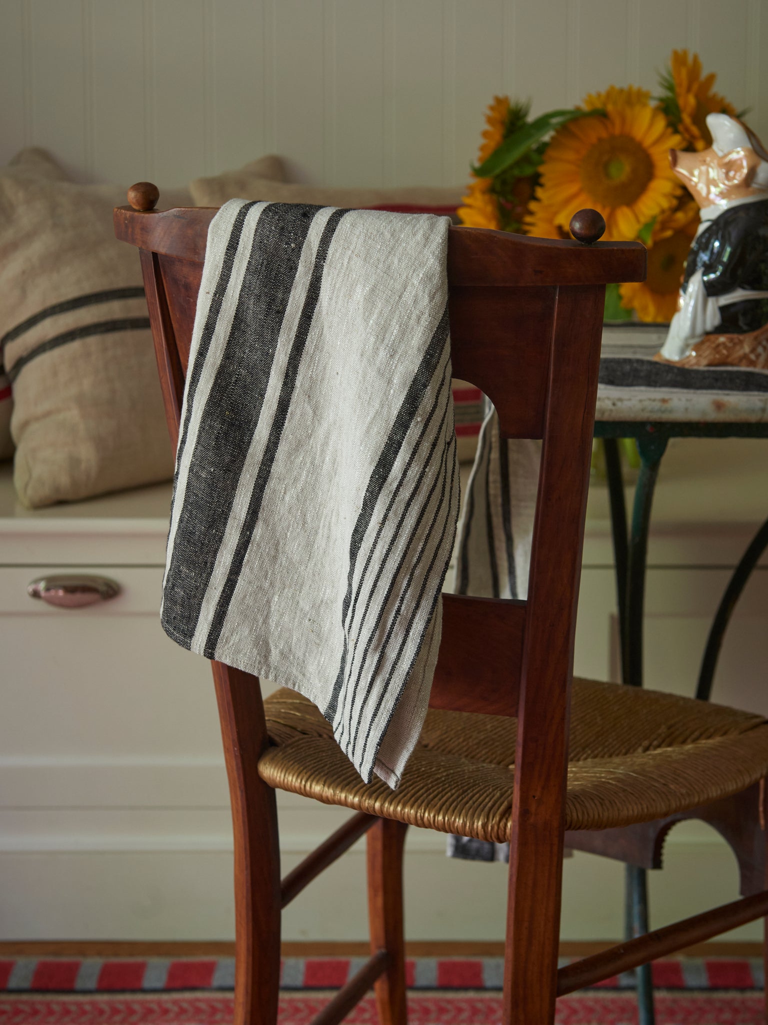 Shaker Linen Collection Weston Table