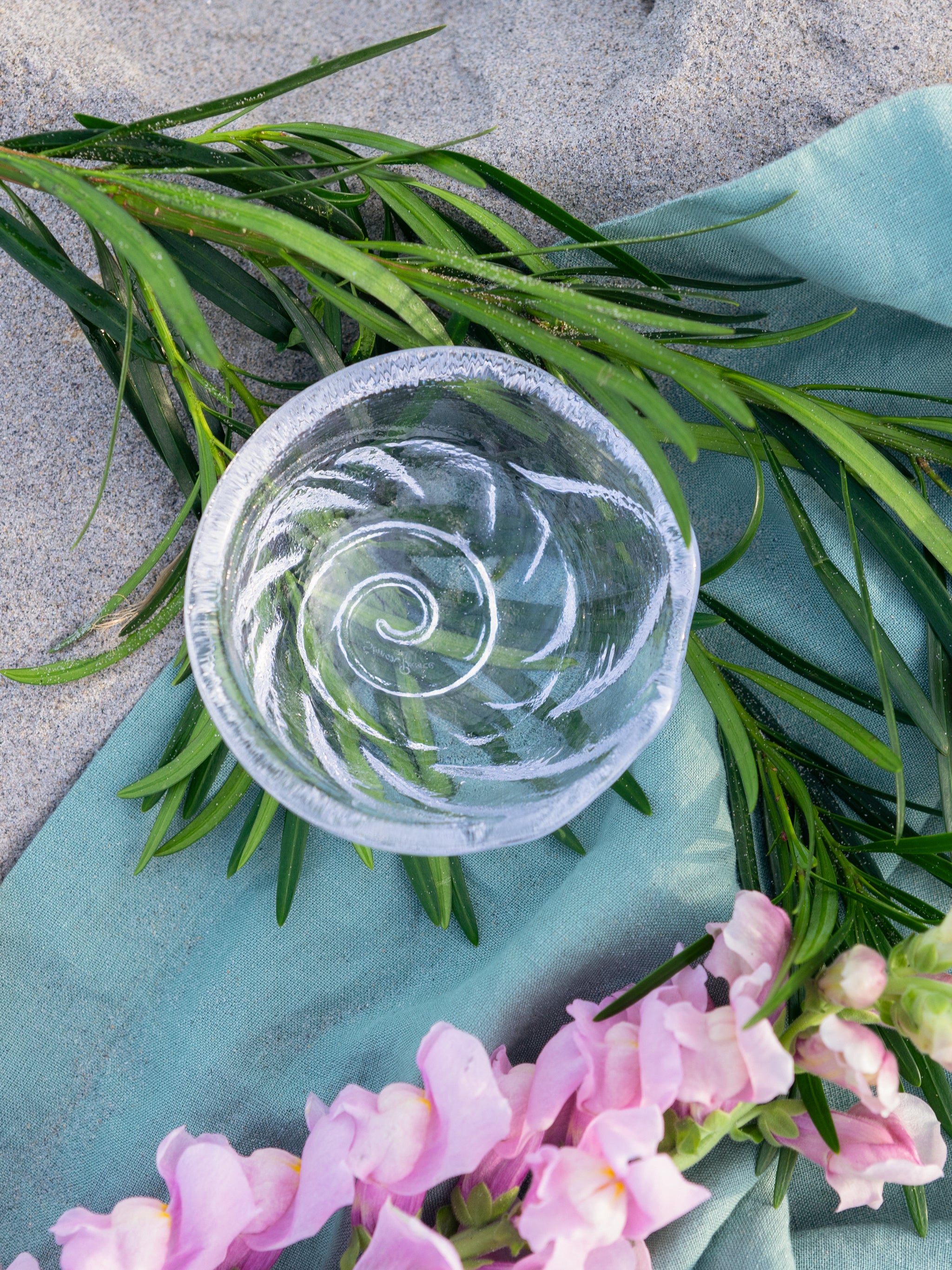 Shop Simon Pearce Shell Bowl Small in a Gift Box at Weston Table