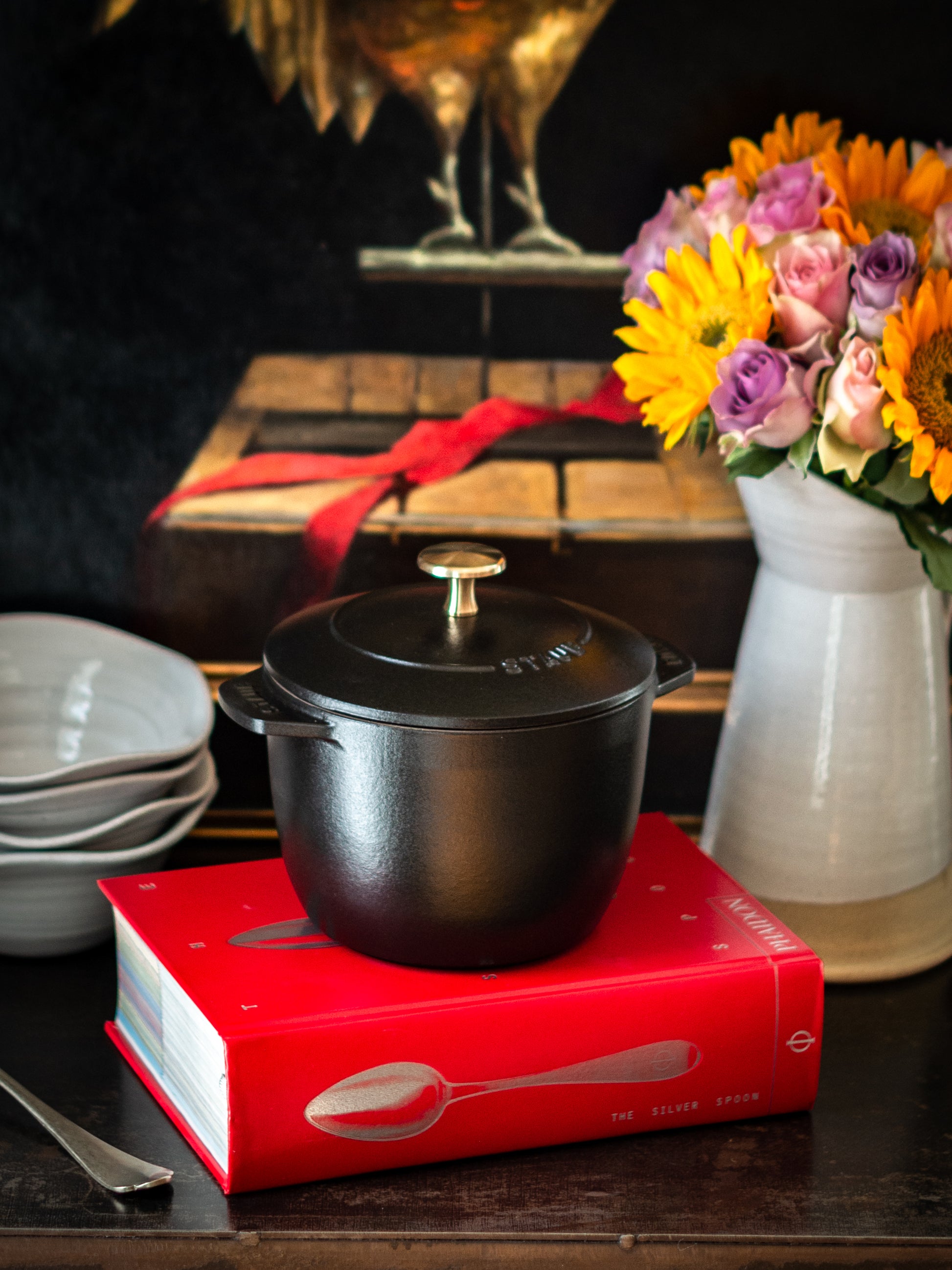  Staub Cast Iron 1.5-qt Petite French Oven - Matte Black, Made  in France: Home & Kitchen