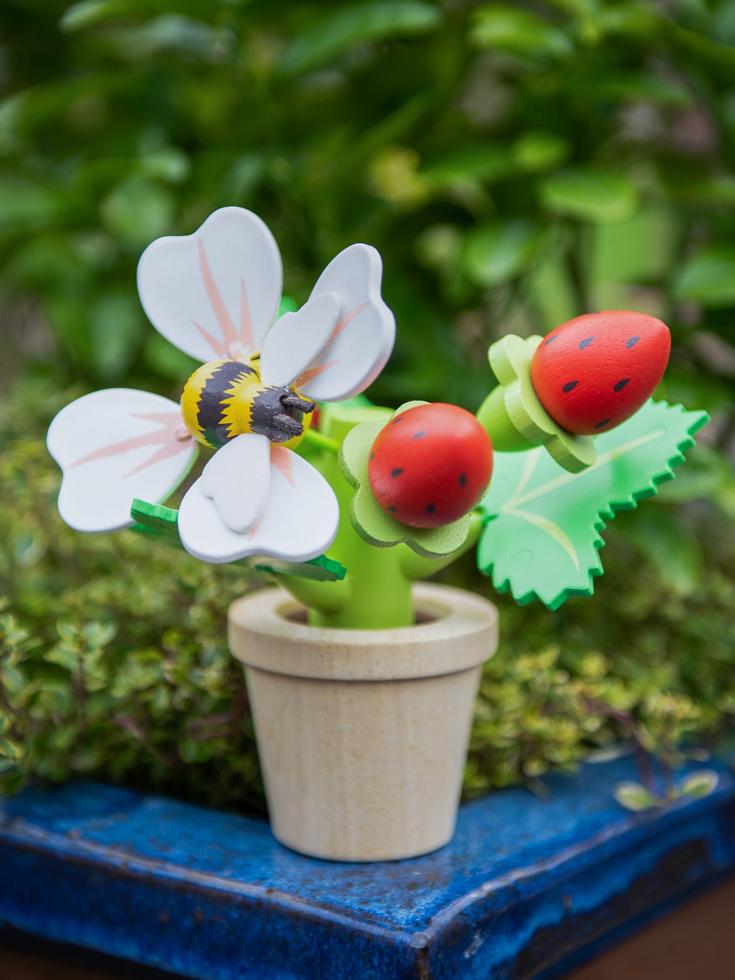 Tender Leaf Toys Strawberry Flower Pot Weston Table