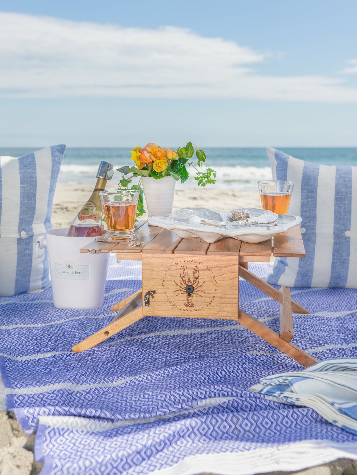 Lobster Picnic Basket Carrier Weston Table