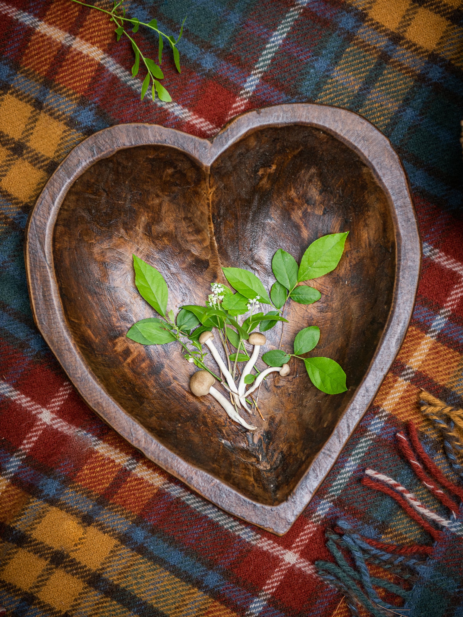 Wooden Heart Bowl Weston Table